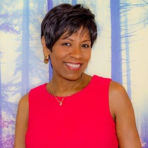 Meet your Posher, Renee